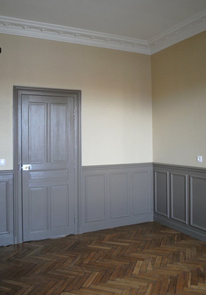 petit salon boiseries anciennes