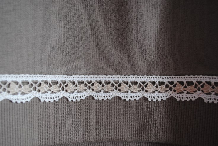 DIY Sweat Dentelle