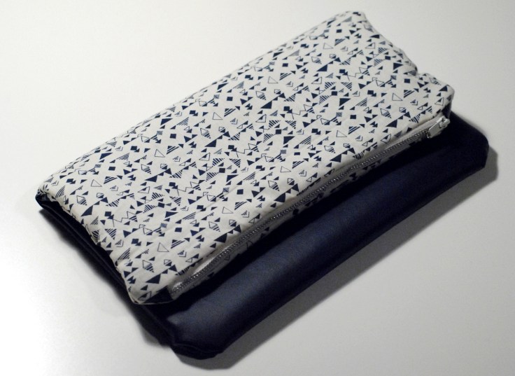 DIY - Couture Pochette Bleue Zippée 05