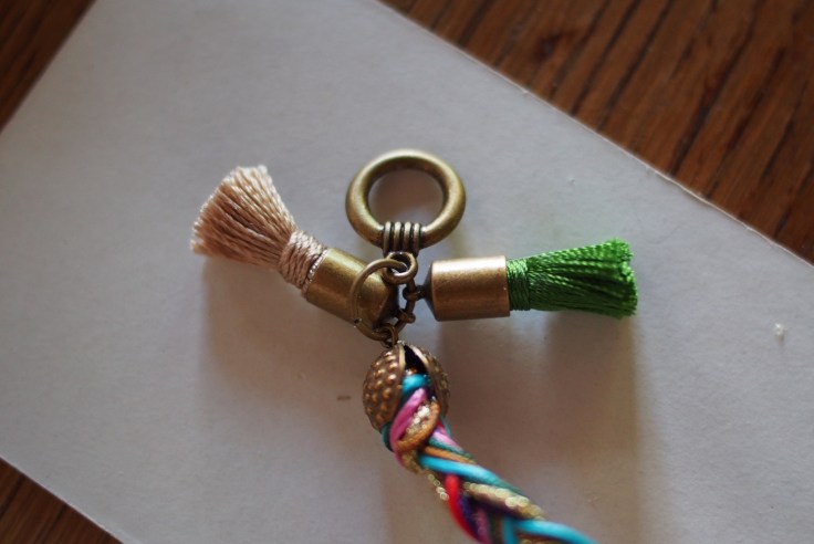 DIY Bracelet pompons 04