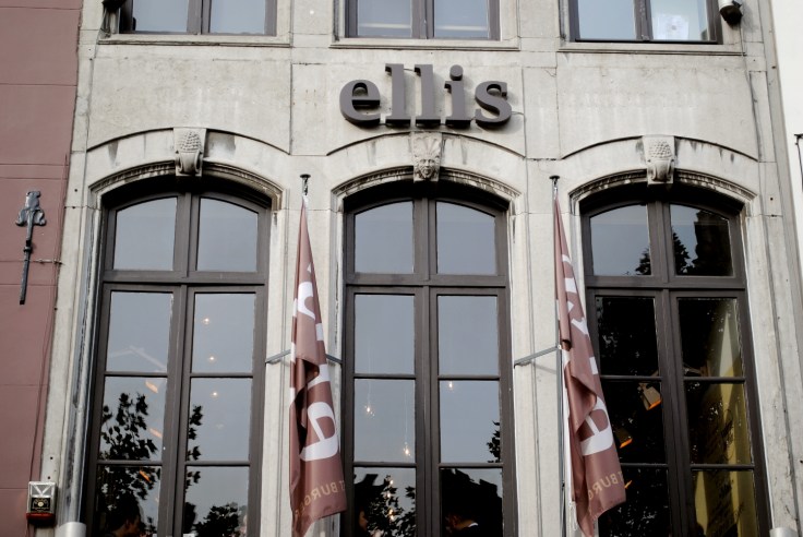 Manger burger Bruxelles - Ellis Gourmet Burger 01