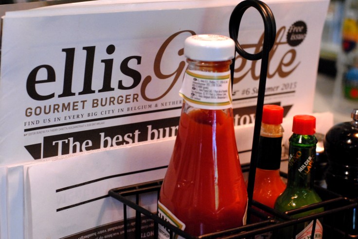 Manger burger Bruxelles - Ellis Gourmet Burger 03