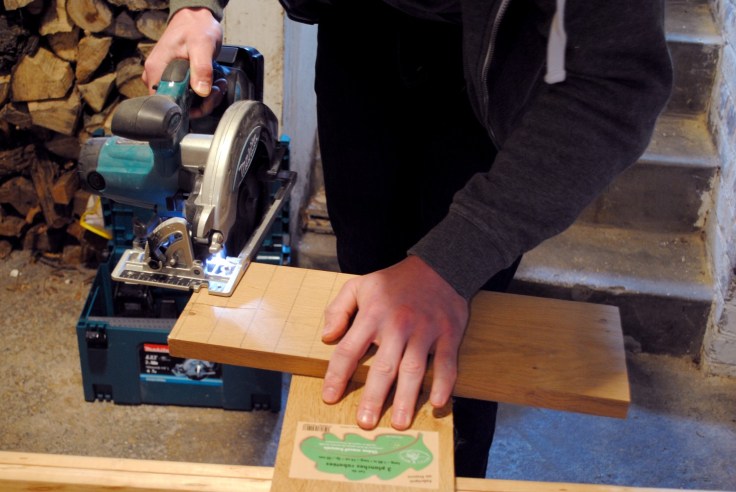 Table a langer poignee meuble sur mesure 01