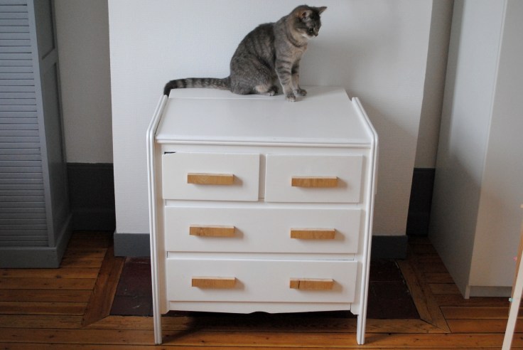 Table a langer poignee meuble sur mesure 04